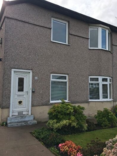 3 Bedroom Flat To Rent In Dryburn Avenue, Hillington, Glasgow, G52