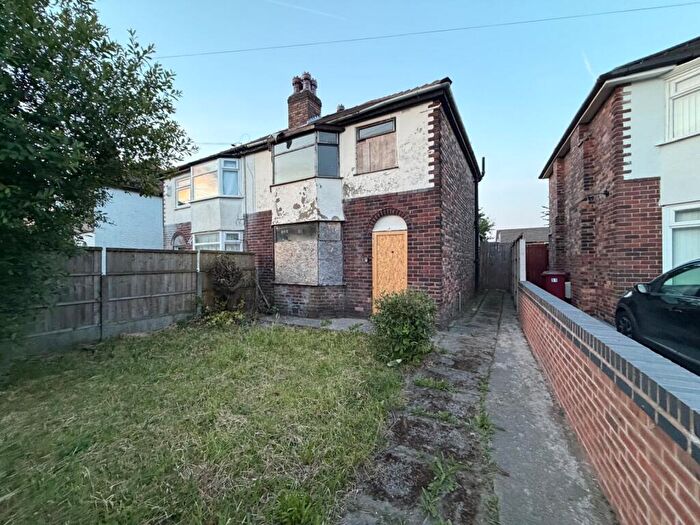 3 Bedroom Semi-Detached House For Sale In Windy Arbor Road, Whiston, Prescot, L35