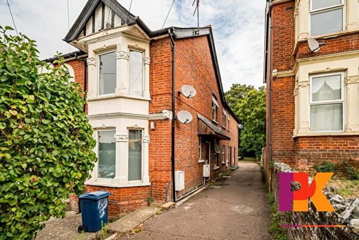 2 Bedroom Flat To Rent In Priory Road, High Wycombe, HP13