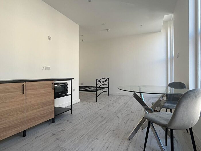 Flat To Rent In Flat, Silver Street, BL9