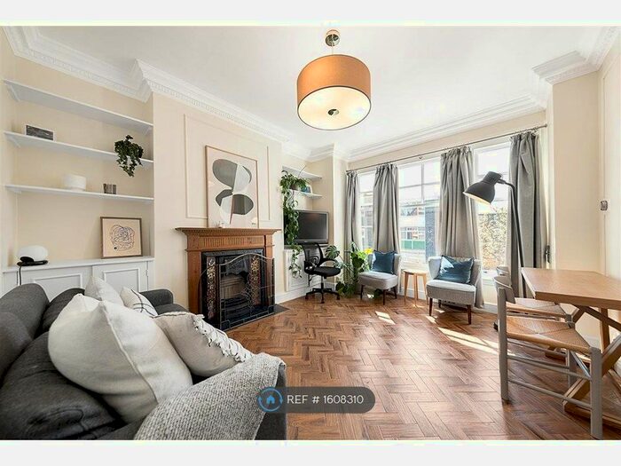 2 Bedroom Flat To Rent In Cautley Avenue, London, SW4