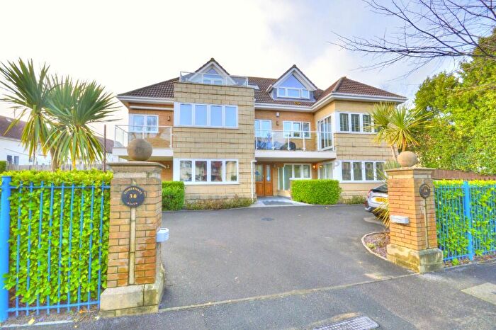 2 Bedroom Flat To Rent In Southbourne Close To Beach, BH5