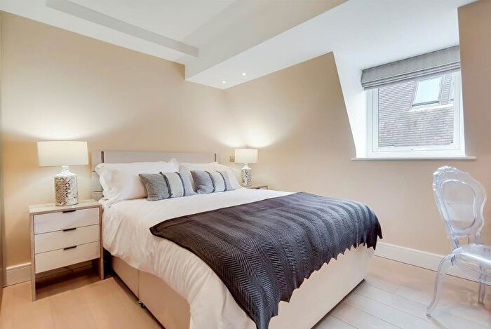 1 Bedroom Apartment To Rent In Fitzjohns Avenue, Hampstead, NW3