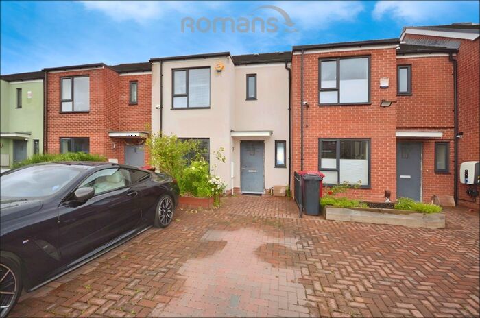 2 Bedroom Terraced House To Rent In Finefield Walk, Slough, SL1
