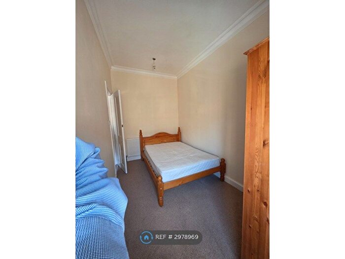 2 Bedroom Flat To Rent In North Junction St, Edinburgh, EH6