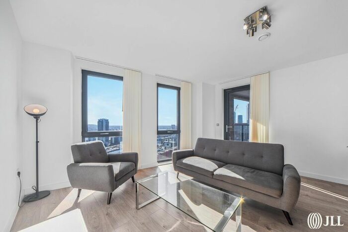 1 Bedroom Flat For Sale In Williamsburg Plaza, London, E14