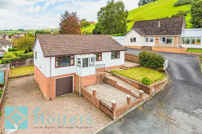 3 Bedroom Detached Bungalow For Sale In Underhill Crescent, Knighton, LD7