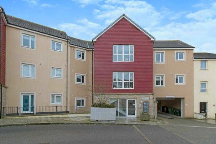 2 Bedroom Flat To Rent In Nicholas Holman Road, Camborne, TR14