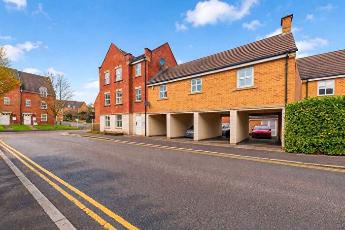 2 Bedroom Flat For Sale In Lancelot Road, Stapleton, Bristol, Gloucestershire, BS16