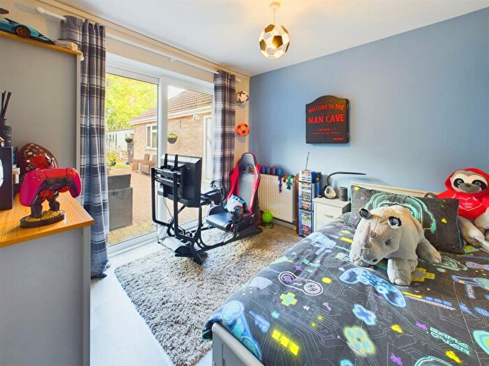 5 Bedroom House For Sale In Semi-Detached House With Detached Bungalow, GL2