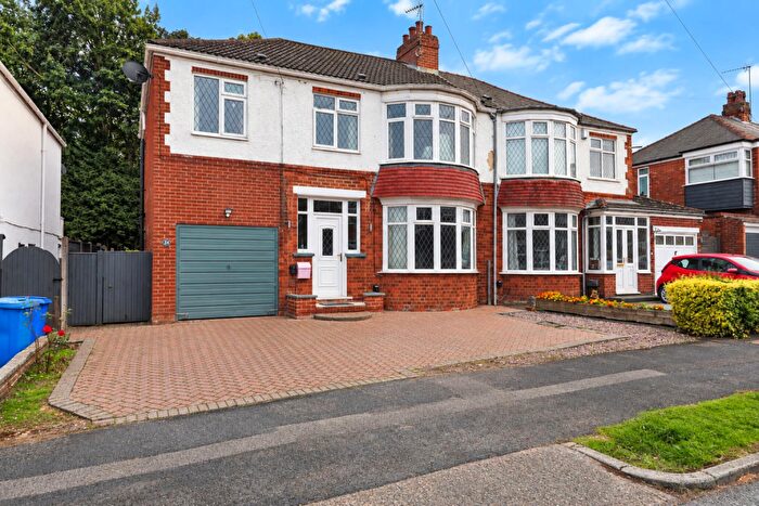 5 Bedroom Semi-Detached House For Sale In Redland Drive, Kirk Ella, Hull, HU10