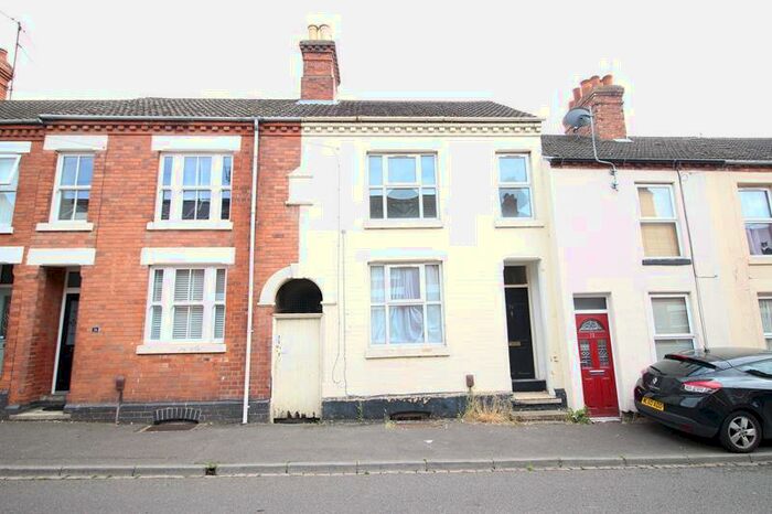 3 Bedroom Terraced House To Rent In Crabb Street, Rushden, NN10