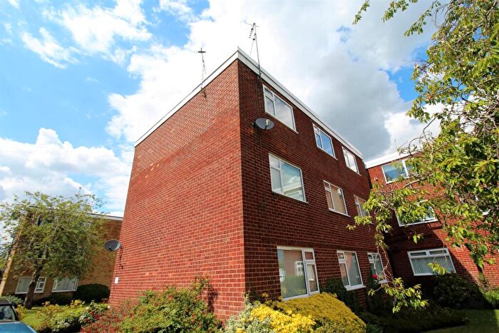 2 Bedroom Apartment To Rent In Garden Flats, Eastern Green, Coventry, CV5