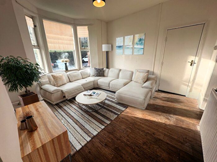 2 Bedroom Flat To Rent In Clifton Road, Newport, NP20