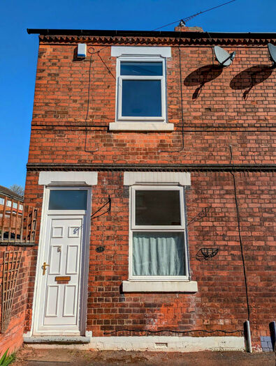 2 Bedroom Terraced House To Rent In Conisborough Terrace, Nottingham, Nottinghamshire, NG2