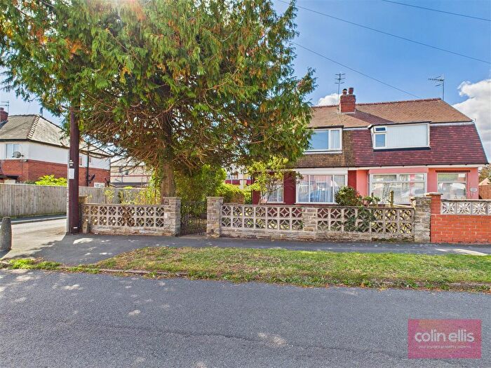 3 Bedroom Semi-Detached House For Sale In West Park Avenue, Newby, Scarborough, YO12