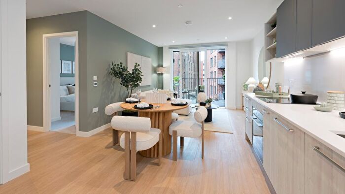 1 Bedroom Flat For Sale In Dunlip House, Aberfeldy Village, London, E14