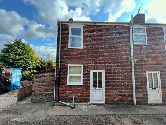 2 Bedroom End Of Terrace House To Rent In Occupation Road, Newbold, Chesterfield, S41