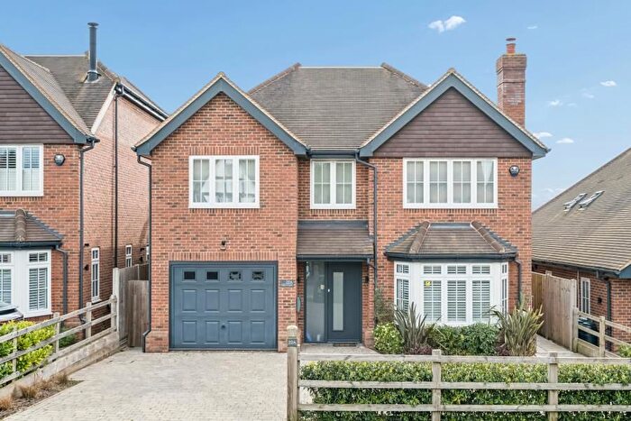 4 Bedroom Detached House To Rent In Chenies Avenue, Little Chalfont, HP6