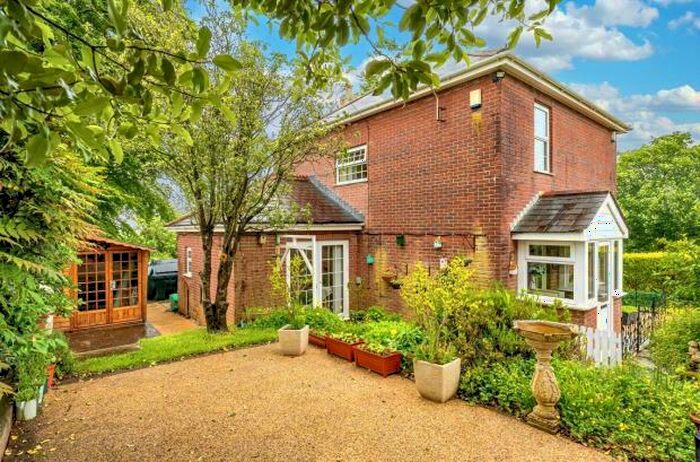 3 Bedroom Detached House For Sale In Callington, Cornwall, PL17