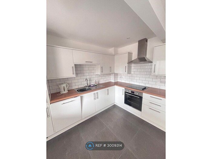 3 Bedroom Terraced House To Rent In The Village, Exeter, EX5