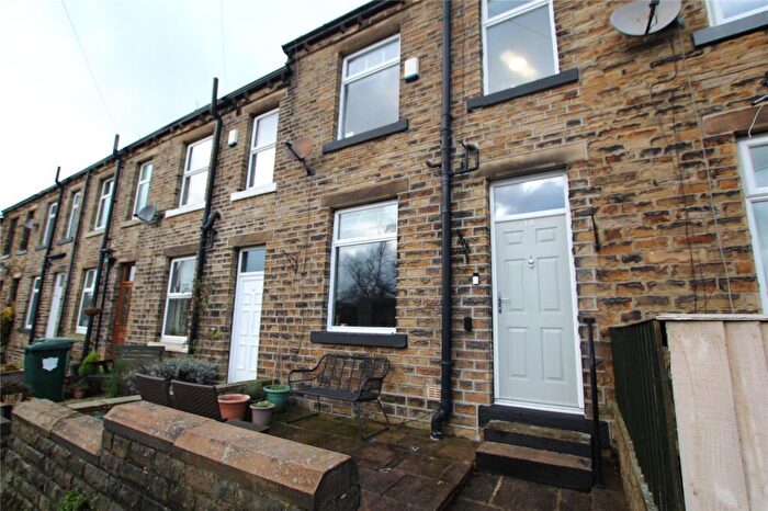 3 Bedroom Terraced House To Rent In Waverley Street, Slaithwaite, Huddersfield, HD7