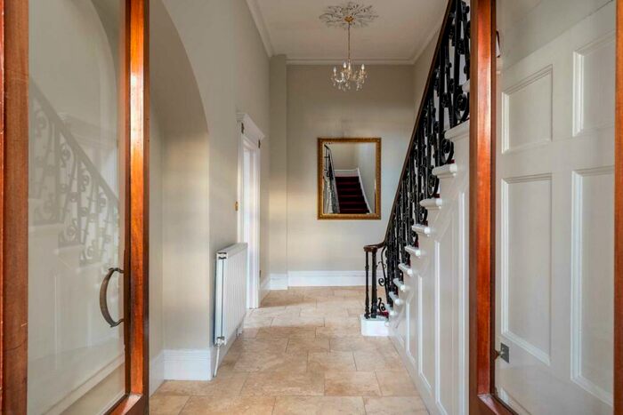 6 Bedroom House To Rent In Bathwick Terrace, Bathwick Hill, BA2