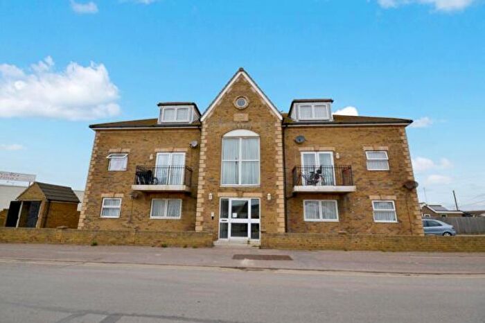 2 Bedroom Flat To Rent In Meadow Way, Jaywick, CO15