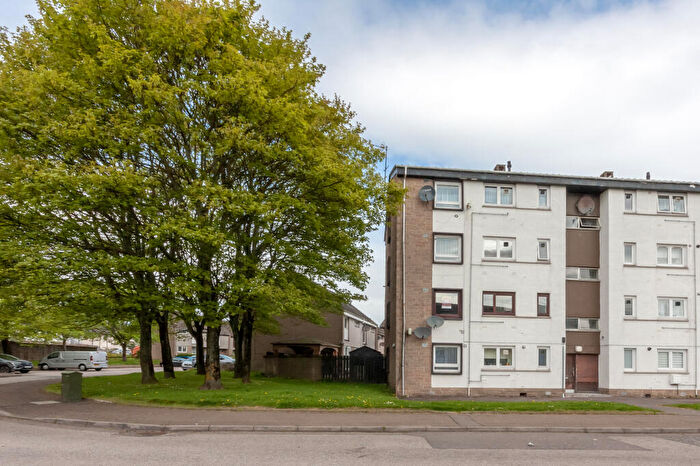 2 Bedroom Flat For Sale In Alexander Drive, Woodside, Aberdeen, AB24