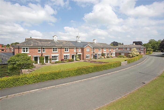 2 Bedroom Town House For Sale In Flacca Court, Tattenhall, CH3