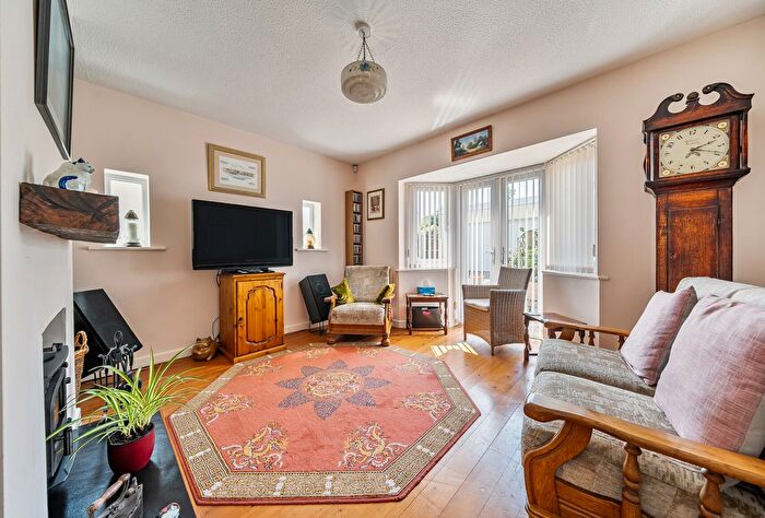 4 Bedroom Detached House For Sale In Hicks Common Road, Winterbourne, Bristol, BS36