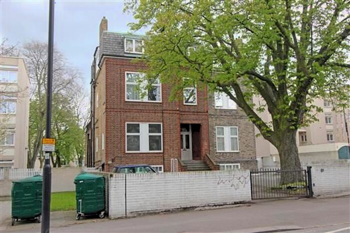 1 Bedroom Flat To Rent In Cedars Road, Clapham, London, SW4