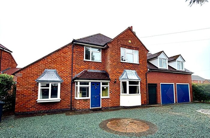 6 Bedroom Detached House To Rent In Ingarsby Drive, Leicester, LE5