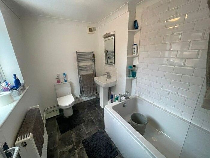 1 Bedroom Semi-Detached House To Rent In Cemetery Road, Ipswich, IP4