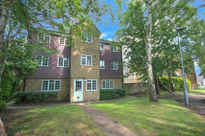 1 Bedroom House To Rent In Crofton Close, Bracknell, Berkshire, RG12