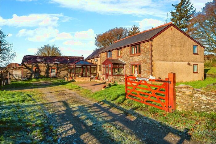 4 Bedroom Detached House For Sale In Blaenycoed, Carmarthen, Carmarthenshire, SA33
