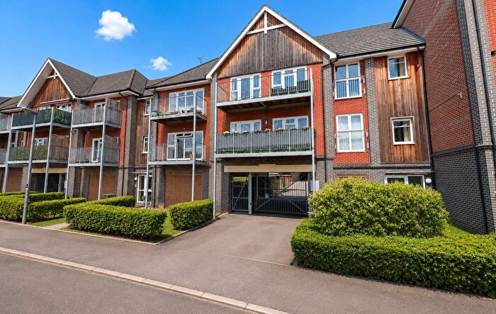 2 Bedroom Flat For Sale In Millward Drive, Bletchley, Milton Keynes, MK2