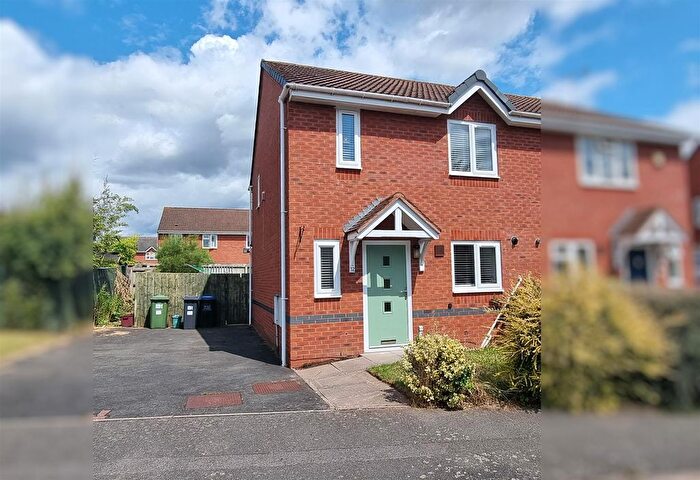 2 Bedroom Semi-Detached House To Rent In Desdemona Avenue, Heathcote, Warwick, CV34