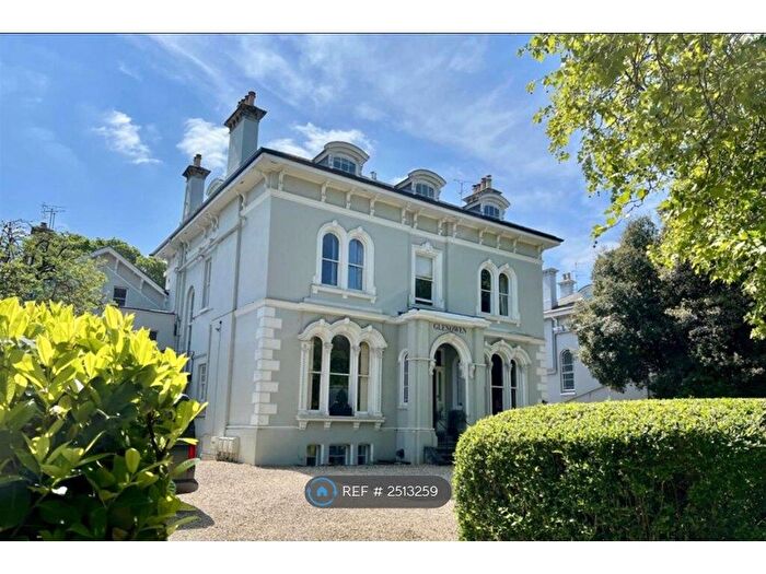 2 Bedroom Flat To Rent In Lansdown Road, Cheltenham, GL50