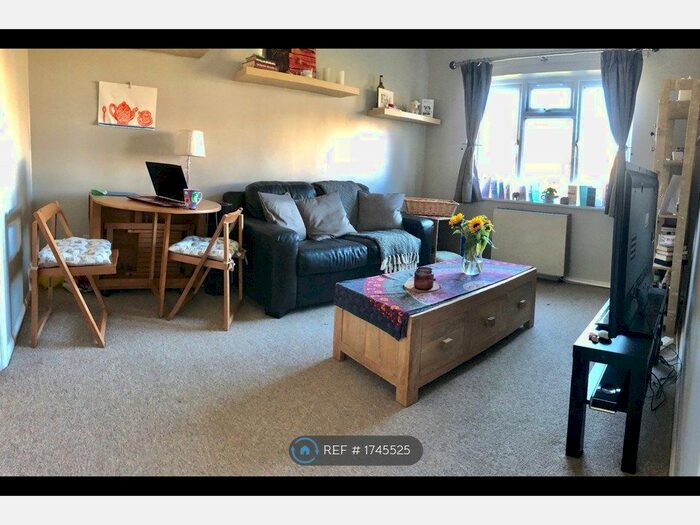 2 Bedroom Flat To Rent In Bishospton, Bristol, BS7