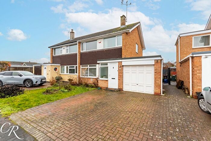 3 Bedroom Semi Detached House For Sale In Long Mynd Avenue, Up Hatherley, GL51