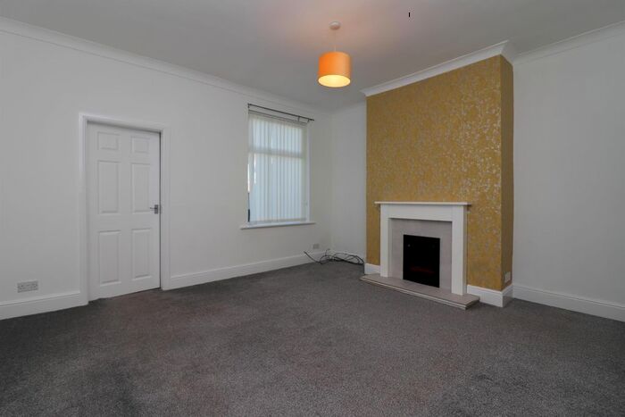 3 Bedroom Terraced House To Rent In Bonsall Street, Blackburn, BB2