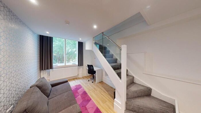 4 Bedroom Flat To Rent In Saint Peter's Gate, Nottingham, NG1