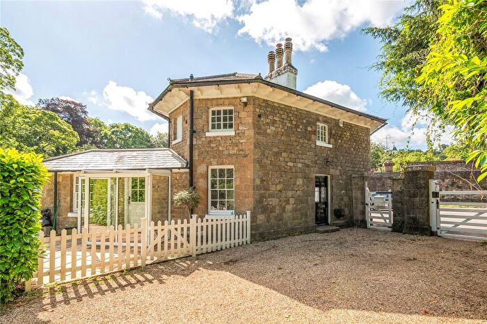 2 Bedroom Detached House To Rent In High Street, Brasted, Westerham, Kent, TN16