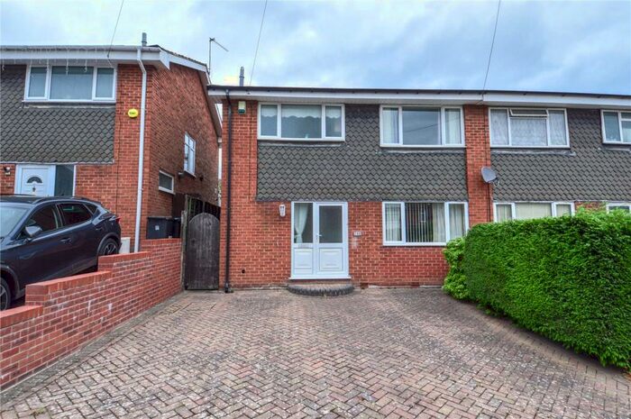 3 Bedroom Semi-Detached House To Rent In Calverley Road, Birmingham, West Midlands, B38