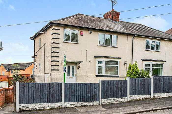 3 Bedroom Detached House To Rent In Wallace Road, Oldbury, B69