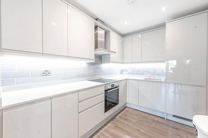 2 Bedroom Flat For Sale In Elm Park, Stanmore, HA7