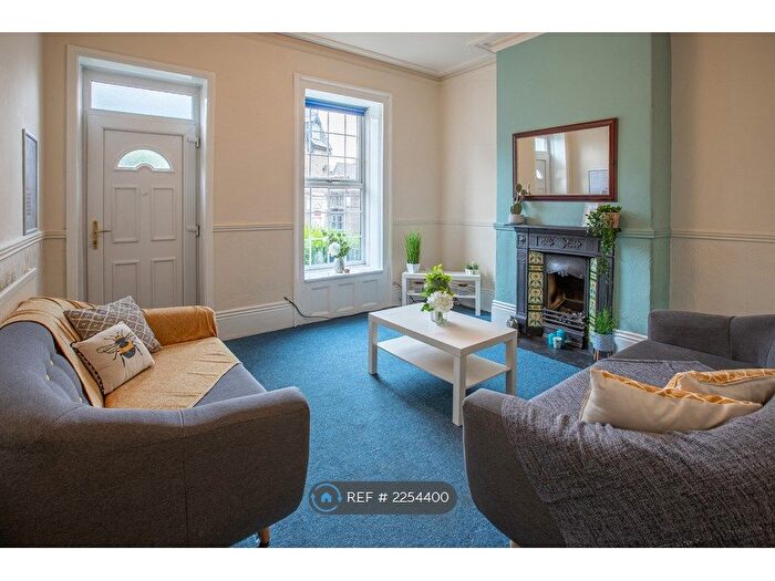 5 Bedroom Terraced House To Rent In Whitham Road, Sheffield, S10