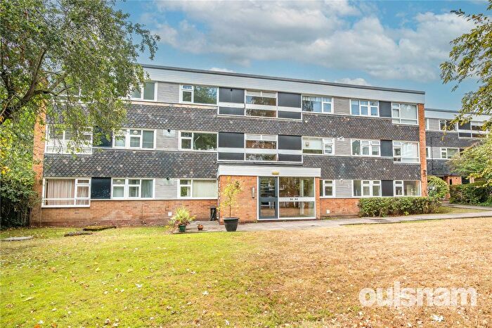 2 Bedroom Flat For Sale In Selly Wick Drive, Selly Park, Birmingham, West Midlands, B29