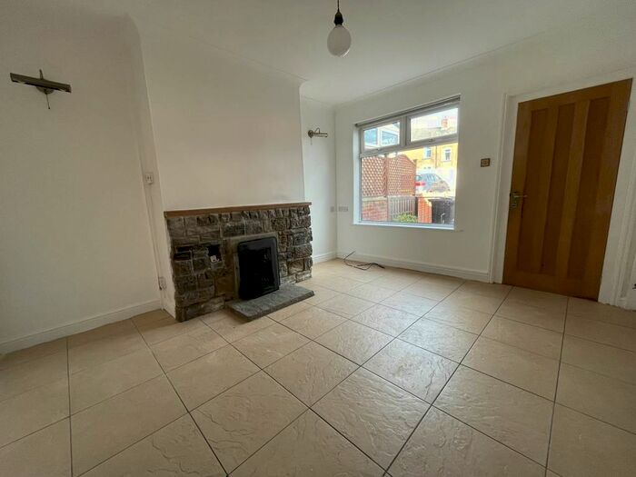 3 Bedroom Property To Rent In Garden Grove, Hemingfield, Barnsley, S73